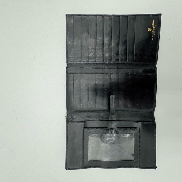 Gucci Vintage  Black Trifold Wallet with Red and Green Stripe - Picture 7 of 17